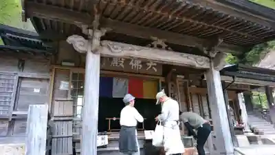 立石寺大佛殿の本殿・本堂