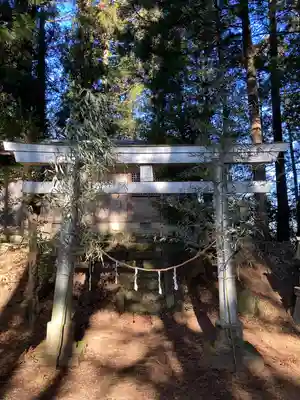 大白神社(越畑)の鳥居