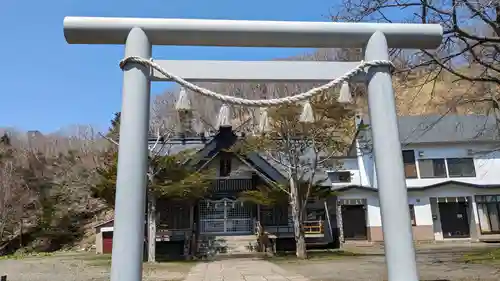 昆布森神社の鳥居