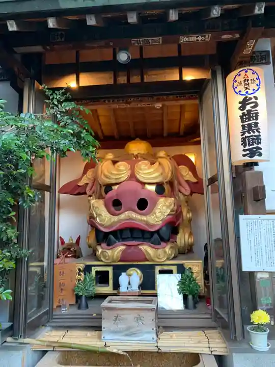 波除神社(波除稲荷神社)の狛犬
