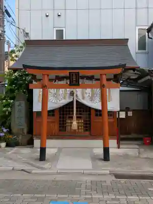 長壁神社の{uncategorized: "未分類", other: "その他", undefined: "問題あり", building: "その他建物", grave: "お墓", sacred_gate: "鳥居", guardian: "狛犬", statue: "像", buddha: "仏像", history: "歴史", nature: "自然", garden: "庭園", animal: "動物", pagoda: "塔", temizu: "手水舎", mountain_gate: "山門・神門", sanctuary: "本殿・本堂", subordinate: "末社・摂社", art: "芸術", scenery: "景色", jizo: "地蔵", ema: "絵馬", goshuin: "御朱印", omikuji: "おみくじ", items: "授与品その他", amulet: "お守り", goshuincho: "御朱印帳", eats: "食事", festival: "お祭り", votive_dance: "神楽", shichigosan: "七五三参", wedding: "結婚式", experience: "体験その他", initially: "初詣", around: "周辺", anti_infection: "感染症対策"}