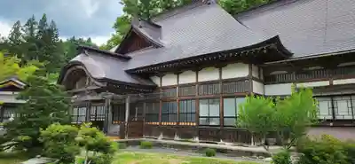 華蔵院の本殿・本堂