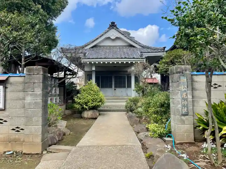 白山神社の{uncategorized: "未分類", other: "その他", undefined: "問題あり", building: "その他建物", grave: "お墓", sacred_gate: "鳥居", guardian: "狛犬", statue: "像", buddha: "仏像", history: "歴史", nature: "自然", garden: "庭園", animal: "動物", pagoda: "塔", temizu: "手水舎", mountain_gate: "山門・神門", sanctuary: "本殿・本堂", subordinate: "末社・摂社", art: "芸術", scenery: "景色", jizo: "地蔵", ema: "絵馬", goshuin: "御朱印", omikuji: "おみくじ", items: "授与品その他", amulet: "お守り", goshuincho: "御朱印帳", eats: "食事", festival: "お祭り", votive_dance: "神楽", shichigosan: "七五三参", wedding: "結婚式", experience: "体験その他", initially: "初詣", around: "周辺", anti_infection: "感染症対策"}