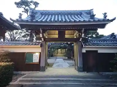 専覚寺の山門・神門