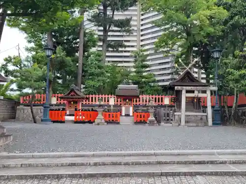 伏見稲荷大社の末社・摂社