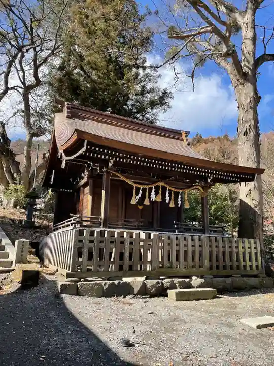 諏訪大社上社前宮(長野県)