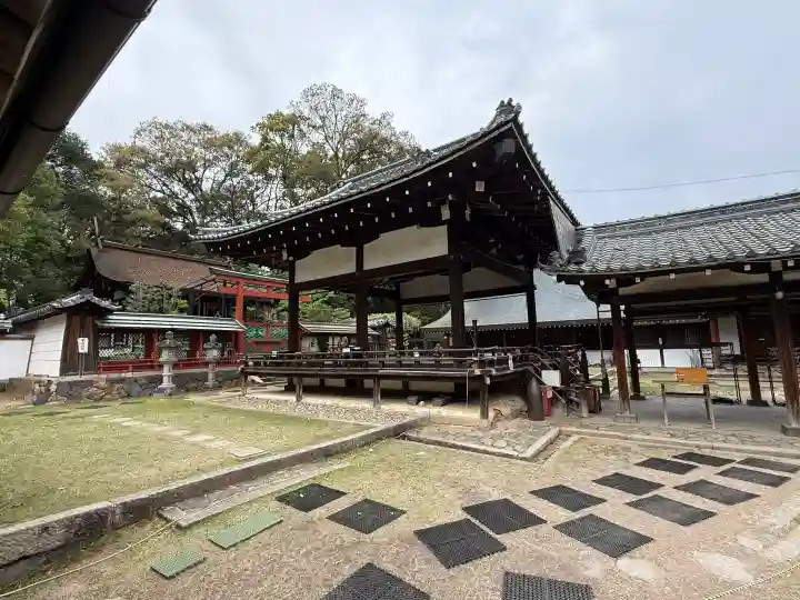 氷室神社の{uncategorized: "未分類", other: "その他", undefined: "問題あり", building: "その他建物", grave: "お墓", sacred_gate: "鳥居", guardian: "狛犬", statue: "像", buddha: "仏像", history: "歴史", nature: "自然", garden: "庭園", animal: "動物", pagoda: "塔", temizu: "手水舎", mountain_gate: "山門・神門", sanctuary: "本殿・本堂", subordinate: "末社・摂社", art: "芸術", scenery: "景色", jizo: "地蔵", ema: "絵馬", goshuin: "御朱印", omikuji: "おみくじ", items: "授与品その他", amulet: "お守り", goshuincho: "御朱印帳", eats: "食事", festival: "お祭り", votive_dance: "神楽", shichigosan: "七五三参", wedding: "結婚式", experience: "体験その他", initially: "初詣", around: "周辺", anti_infection: "感染症対策"}