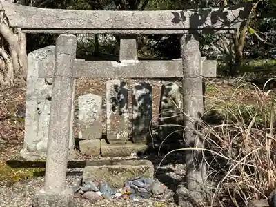 櫻井子安神社の鳥居