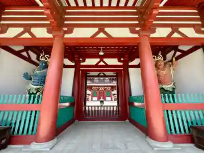 四天王寺の山門・神門