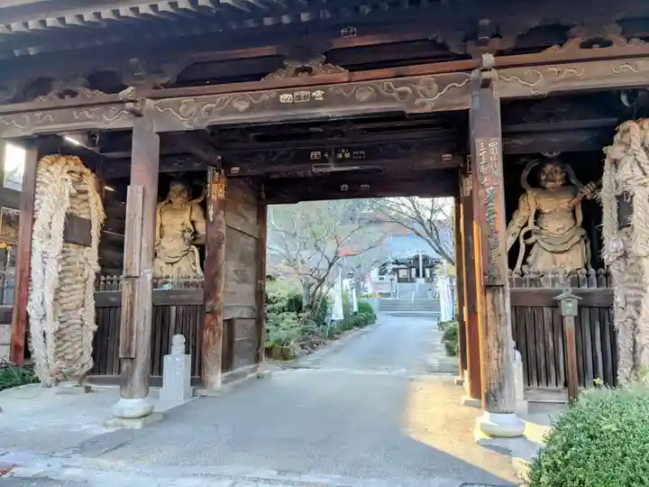 香西寺の山門・神門