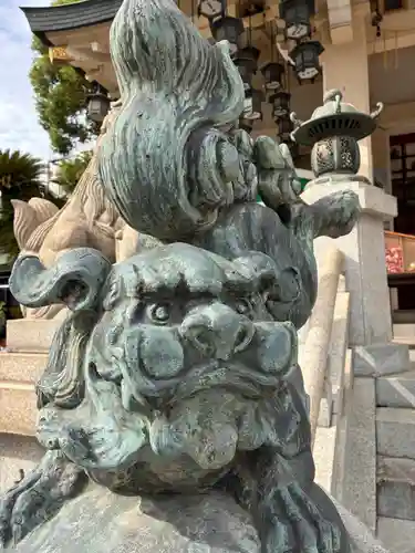 難波八阪神社の狛犬