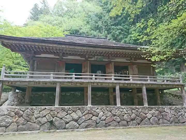 室生寺の本殿・本堂