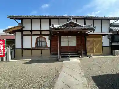 慈眼院の{uncategorized: "未分類", other: "その他", undefined: "問題あり", building: "その他建物", grave: "お墓", sacred_gate: "鳥居", guardian: "狛犬", statue: "像", buddha: "仏像", history: "歴史", nature: "自然", garden: "庭園", animal: "動物", pagoda: "塔", temizu: "手水舎", mountain_gate: "山門・神門", sanctuary: "本殿・本堂", subordinate: "末社・摂社", art: "芸術", scenery: "景色", jizo: "地蔵", ema: "絵馬", goshuin: "御朱印", omikuji: "おみくじ", items: "授与品その他", amulet: "お守り", goshuincho: "御朱印帳", eats: "食事", festival: "お祭り", votive_dance: "神楽", shichigosan: "七五三参", wedding: "結婚式", experience: "体験その他", initially: "初詣", around: "周辺", anti_infection: "感染症対策"}