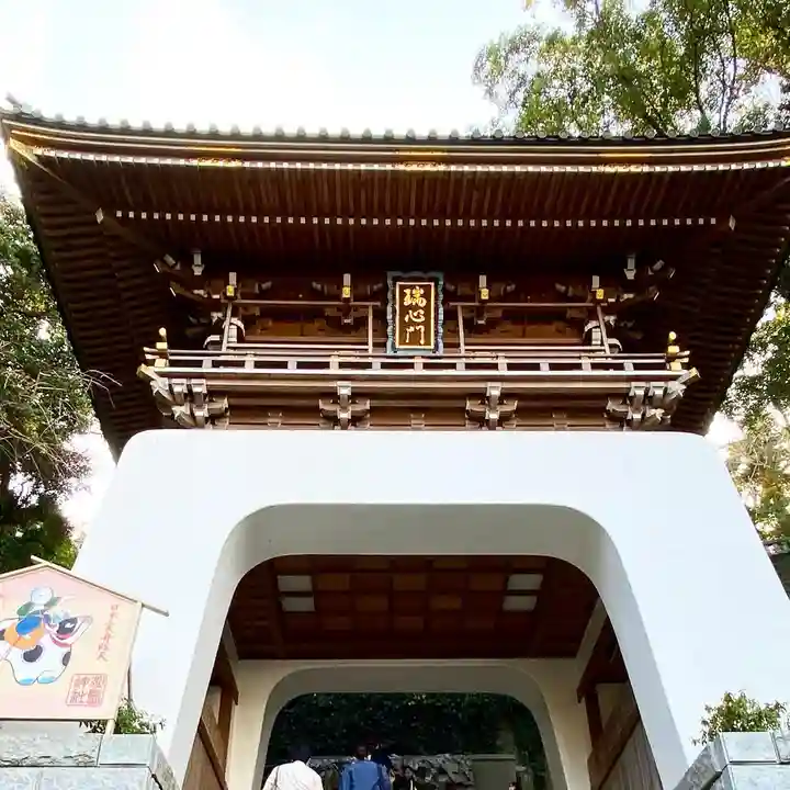 江島神社の山門・神門