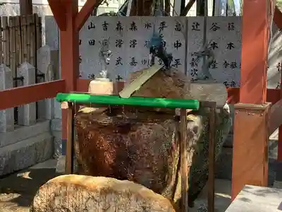 越木岩神社の手水舎