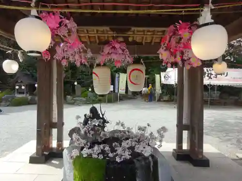 出雲大社相模分祠の手水舎