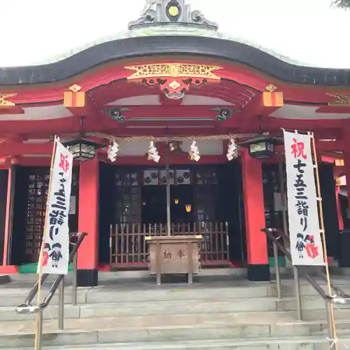 神津神社の本殿