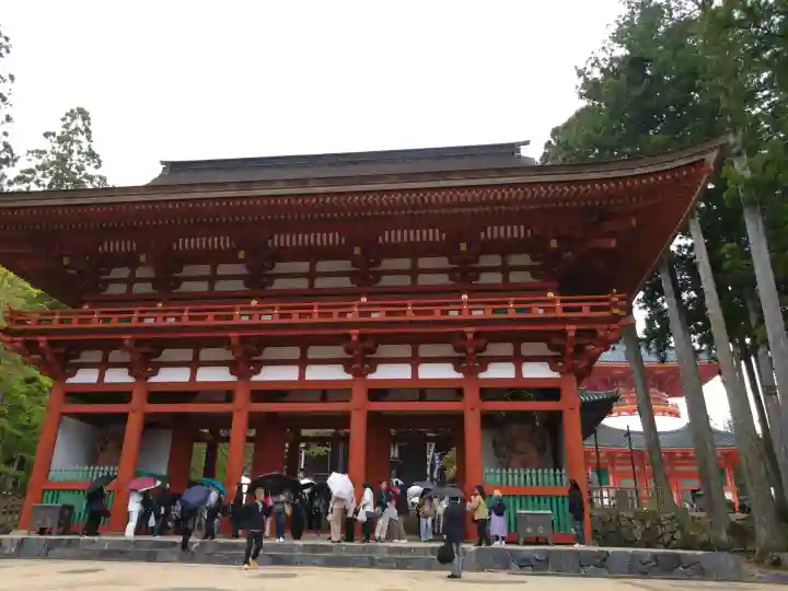 壇上伽藍の{uncategorized: "未分類", other: "その他", undefined: "問題あり", building: "その他建物", grave: "お墓", sacred_gate: "鳥居", guardian: "狛犬", statue: "像", buddha: "仏像", history: "歴史", nature: "自然", garden: "庭園", animal: "動物", pagoda: "塔", temizu: "手水舎", mountain_gate: "山門・神門", sanctuary: "本殿・本堂", subordinate: "末社・摂社", art: "芸術", scenery: "景色", jizo: "地蔵", ema: "絵馬", goshuin: "御朱印", omikuji: "おみくじ", items: "授与品その他", amulet: "お守り", goshuincho: "御朱印帳", eats: "食事", festival: "お祭り", votive_dance: "神楽", shichigosan: "七五三参", wedding: "結婚式", experience: "体験その他", initially: "初詣", around: "周辺", anti_infection: "感染症対策"}