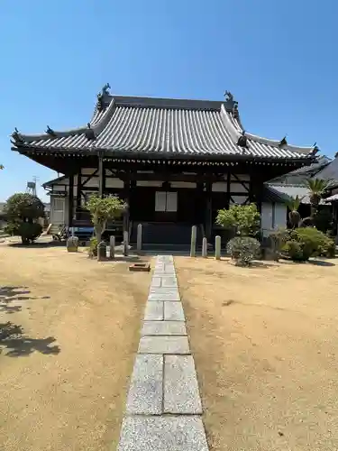 正縁寺の本殿・本堂