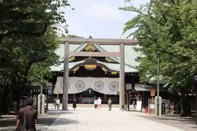 靖國神社の鳥居