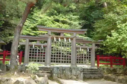 大神神社の末社