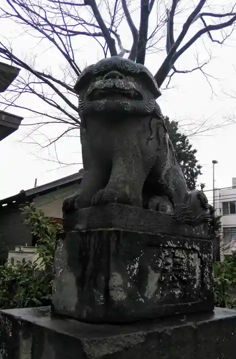 日野八坂神社の狛犬