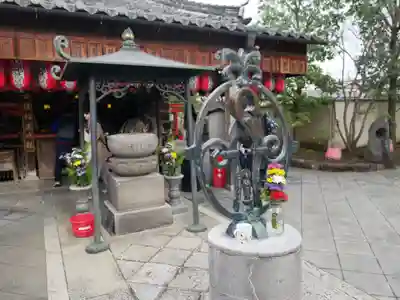 石像寺（釘抜地蔵）の本殿・本堂