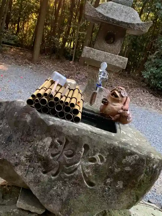 吉部田八幡宮の手水舎