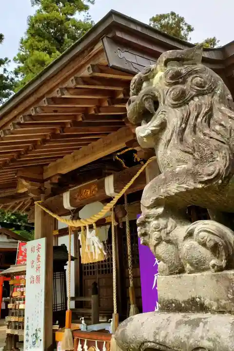 鏡石鹿嶋神社 *安産・開運・勝利の神さま*の本殿・本堂