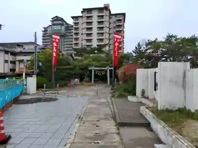和倉弁天社の{uncategorized: "未分類", other: "その他", undefined: "問題あり", building: "その他建物", grave: "お墓", sacred_gate: "鳥居", guardian: "狛犬", statue: "像", buddha: "仏像", history: "歴史", nature: "自然", garden: "庭園", animal: "動物", pagoda: "塔", temizu: "手水舎", mountain_gate: "山門・神門", sanctuary: "本殿・本堂", subordinate: "末社・摂社", art: "芸術", scenery: "景色", jizo: "地蔵", ema: "絵馬", goshuin: "御朱印", omikuji: "おみくじ", items: "授与品その他", amulet: "お守り", goshuincho: "御朱印帳", eats: "食事", festival: "お祭り", votive_dance: "神楽", shichigosan: "七五三参", wedding: "結婚式", experience: "体験その他", initially: "初詣", around: "周辺", anti_infection: "感染症対策"}