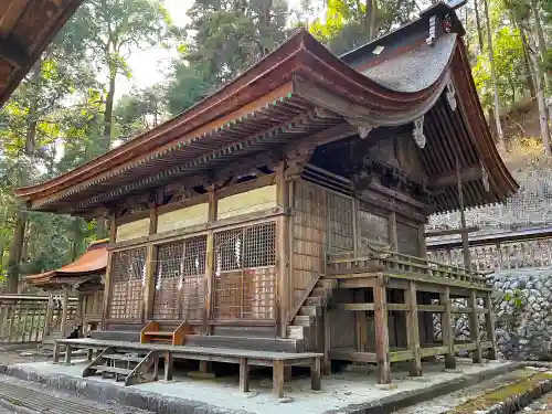 武田八幡宮の本殿