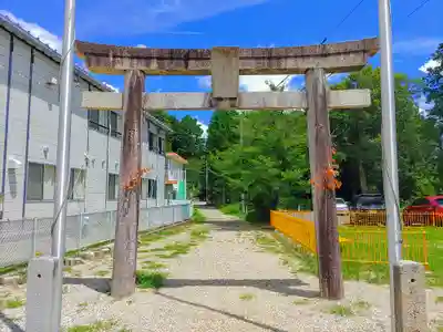 諏訪社(中志段味)の鳥居