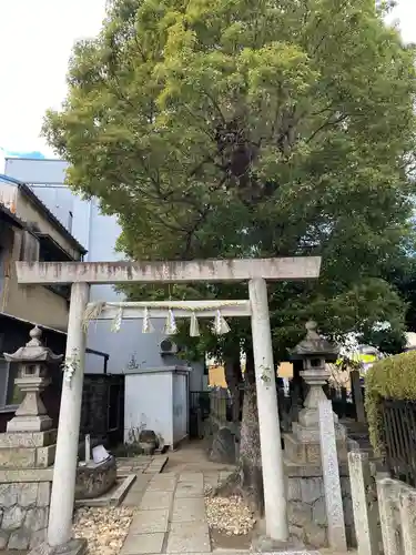 横田神社の鳥居