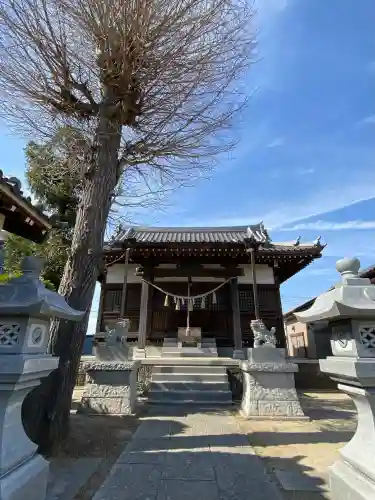 香取神社の{uncategorized: "未分類", other: "その他", undefined: "問題あり", building: "その他建物", grave: "お墓", sacred_gate: "鳥居", guardian: "狛犬", statue: "像", buddha: "仏像", history: "歴史", nature: "自然", garden: "庭園", animal: "動物", pagoda: "塔", temizu: "手水舎", mountain_gate: "山門・神門", sanctuary: "本殿・本堂", subordinate: "末社・摂社", art: "芸術", scenery: "景色", jizo: "地蔵", ema: "絵馬", goshuin: "御朱印", omikuji: "おみくじ", items: "授与品その他", amulet: "お守り", goshuincho: "御朱印帳", eats: "食事", festival: "お祭り", votive_dance: "神楽", shichigosan: "七五三参", wedding: "結婚式", experience: "体験その他", initially: "初詣", around: "周辺", anti_infection: "感染症対策"}