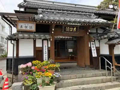 良性院の山門・神門