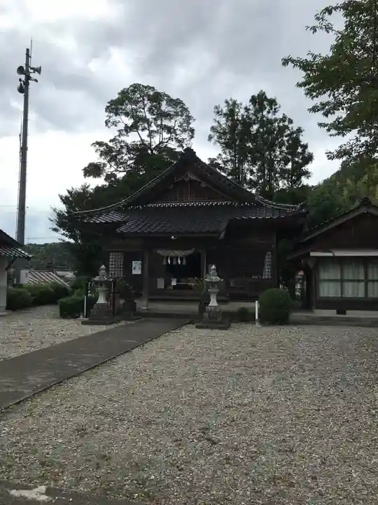 机﨑神社の本殿・本堂