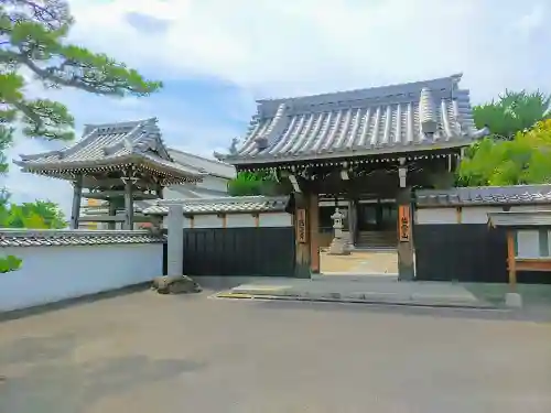西蓮寺の山門・神門