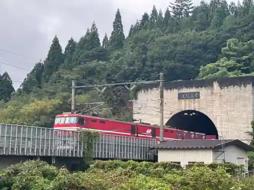 トンネル神社(青森県)