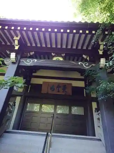 竜谷寺の本殿・本堂