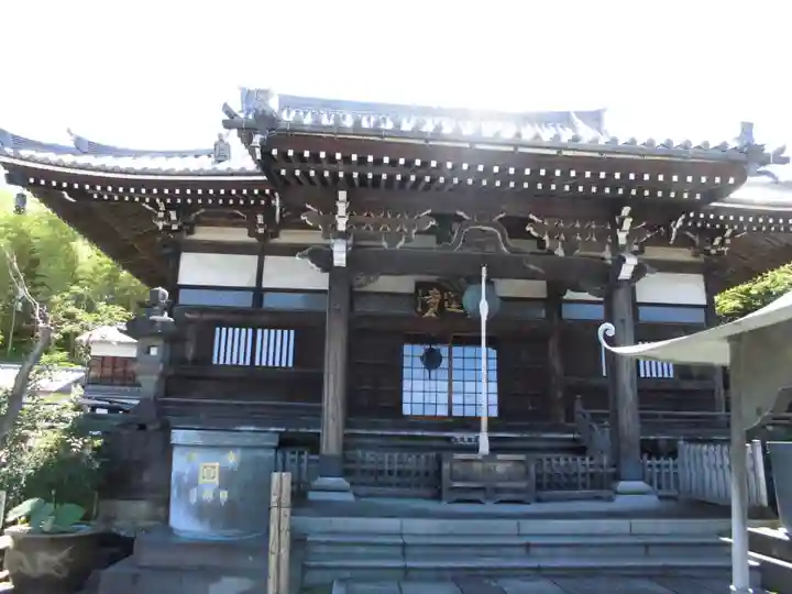 妙蓮寺の本殿・本堂