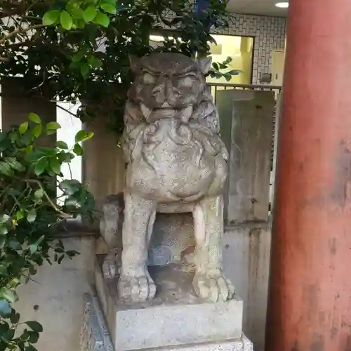 築土神社の狛犬