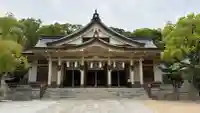 湊川神社の{uncategorized: "未分類", other: "その他", undefined: "問題あり", building: "その他建物", grave: "お墓", sacred_gate: "鳥居", guardian: "狛犬", statue: "像", buddha: "仏像", history: "歴史", nature: "自然", garden: "庭園", animal: "動物", pagoda: "塔", temizu: "手水舎", mountain_gate: "山門・神門", sanctuary: "本殿・本堂", subordinate: "末社・摂社", art: "芸術", scenery: "景色", jizo: "地蔵", ema: "絵馬", goshuin: "御朱印", omikuji: "おみくじ", items: "授与品その他", amulet: "お守り", goshuincho: "御朱印帳", eats: "食事", festival: "お祭り", votive_dance: "神楽", shichigosan: "七五三参", wedding: "結婚式", experience: "体験その他", initially: "初詣", around: "周辺", anti_infection: "感染症対策"}