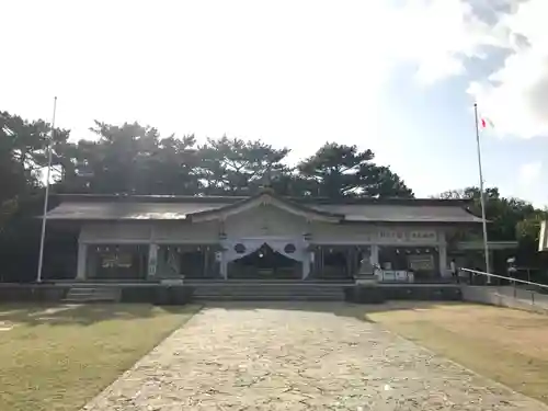 沖縄県護国神社の本殿・本堂