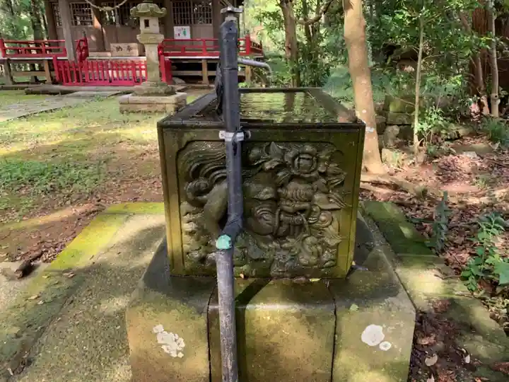 八幡神社の手水舎