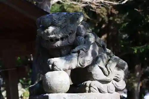 高司神社〜むすびの神の鎮まる社〜の狛犬