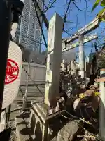 若宮八幡社の{uncategorized: "未分類", other: "その他", undefined: "問題あり", building: "その他建物", grave: "お墓", sacred_gate: "鳥居", guardian: "狛犬", statue: "像", buddha: "仏像", history: "歴史", nature: "自然", garden: "庭園", animal: "動物", pagoda: "塔", temizu: "手水舎", mountain_gate: "山門・神門", sanctuary: "本殿・本堂", subordinate: "末社・摂社", art: "芸術", scenery: "景色", jizo: "地蔵", ema: "絵馬", goshuin: "御朱印", omikuji: "おみくじ", items: "授与品その他", amulet: "お守り", goshuincho: "御朱印帳", eats: "食事", festival: "お祭り", votive_dance: "神楽", shichigosan: "七五三参", wedding: "結婚式", experience: "体験その他", initially: "初詣", around: "周辺", anti_infection: "感染症対策"}