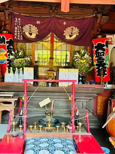 光明寺の{uncategorized: "未分類", other: "その他", undefined: "問題あり", building: "その他建物", grave: "お墓", sacred_gate: "鳥居", guardian: "狛犬", statue: "像", buddha: "仏像", history: "歴史", nature: "自然", garden: "庭園", animal: "動物", pagoda: "塔", temizu: "手水舎", mountain_gate: "山門・神門", sanctuary: "本殿・本堂", subordinate: "末社・摂社", art: "芸術", scenery: "景色", jizo: "地蔵", ema: "絵馬", goshuin: "御朱印", omikuji: "おみくじ", items: "授与品その他", amulet: "お守り", goshuincho: "御朱印帳", eats: "食事", festival: "お祭り", votive_dance: "神楽", shichigosan: "七五三参", wedding: "結婚式", experience: "体験その他", initially: "初詣", around: "周辺", anti_infection: "感染症対策"}