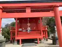 中川五社稲荷の{uncategorized: "未分類", other: "その他", undefined: "問題あり", building: "その他建物", grave: "お墓", sacred_gate: "鳥居", guardian: "狛犬", statue: "像", buddha: "仏像", history: "歴史", nature: "自然", garden: "庭園", animal: "動物", pagoda: "塔", temizu: "手水舎", mountain_gate: "山門・神門", sanctuary: "本殿・本堂", subordinate: "末社・摂社", art: "芸術", scenery: "景色", jizo: "地蔵", ema: "絵馬", goshuin: "御朱印", omikuji: "おみくじ", items: "授与品その他", amulet: "お守り", goshuincho: "御朱印帳", eats: "食事", festival: "お祭り", votive_dance: "神楽", shichigosan: "七五三参", wedding: "結婚式", experience: "体験その他", initially: "初詣", around: "周辺", anti_infection: "感染症対策"}