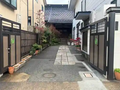 西蓮寺(石川県)