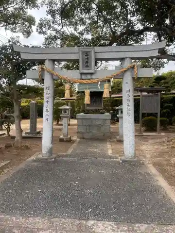 品川神社の{uncategorized: "未分類", other: "その他", undefined: "問題あり", building: "その他建物", grave: "お墓", sacred_gate: "鳥居", guardian: "狛犬", statue: "像", buddha: "仏像", history: "歴史", nature: "自然", garden: "庭園", animal: "動物", pagoda: "塔", temizu: "手水舎", mountain_gate: "山門・神門", sanctuary: "本殿・本堂", subordinate: "末社・摂社", art: "芸術", scenery: "景色", jizo: "地蔵", ema: "絵馬", goshuin: "御朱印", omikuji: "おみくじ", items: "授与品その他", amulet: "お守り", goshuincho: "御朱印帳", eats: "食事", festival: "お祭り", votive_dance: "神楽", shichigosan: "七五三参", wedding: "結婚式", experience: "体験その他", initially: "初詣", around: "周辺", anti_infection: "感染症対策"}